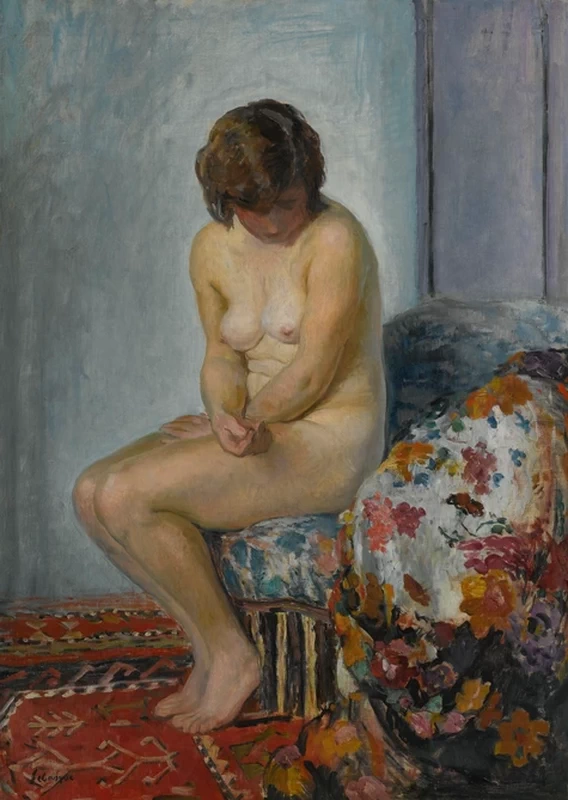 Nuda sul tappeto rosso